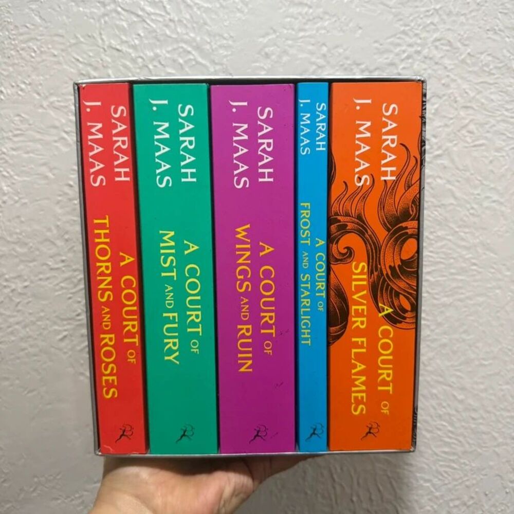 A Court of Thorns and Roses Series by Sarah J. Maas 5 Books